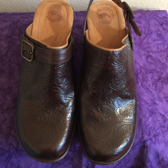 Nurture Clogs by Lamaze - Picture 8 of 8